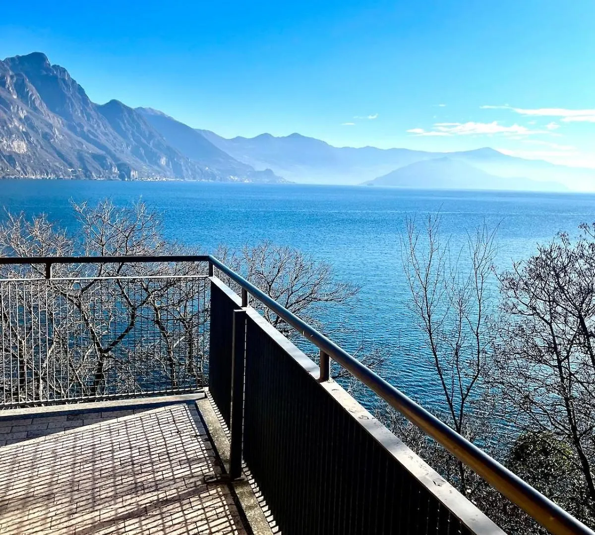 Διαμέρισμα Appartamento Sul Lago Con Terrazza Panoramica Riva di Solto